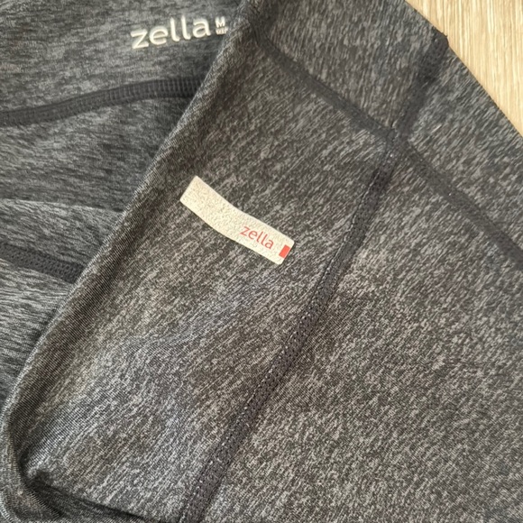 Zella Cropped Black Leggings with mesh. Size M. - Picture 3 of 7